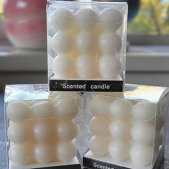 Lot of 3 | BNIB soy wax floral scented bubble cube candles - Picture 4 of 5